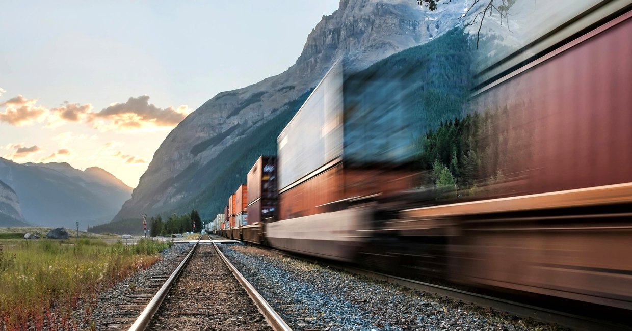 Ein Güterverkehrsunternehmen der Klasse I, das in Nordamerika Maßstäbe für branchenführende intermodale Transportlösungen setzt