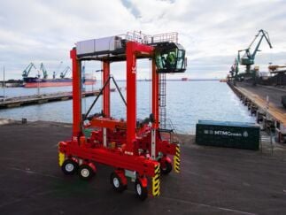 Diesel-Elektrischer Portalhubwagen