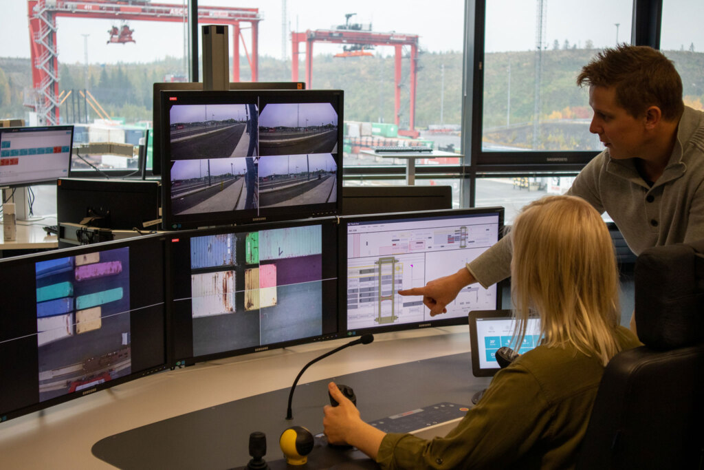 Kalmar Remote & Console and automation test yard Kalmar Remote Console and automation test yard