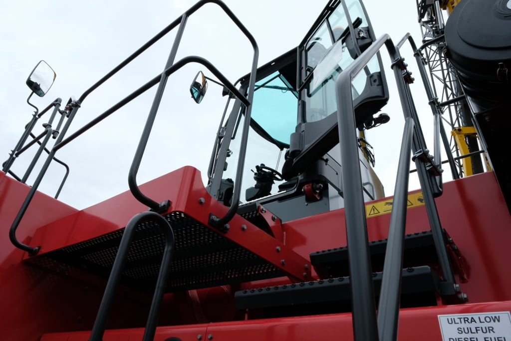 Kalmar Largest Forklift in N.A (7).jpg Kalmar Largest Forklift in N.A (7).jpg